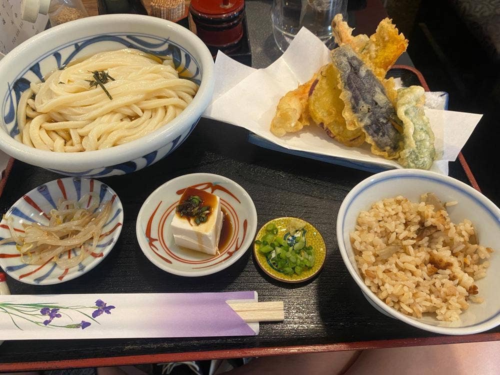 手打ちうどん敷島