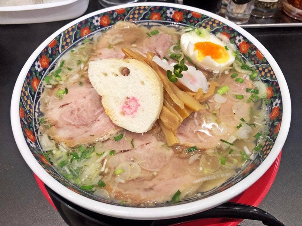 麺厨房あじさい 沖縄北谷店