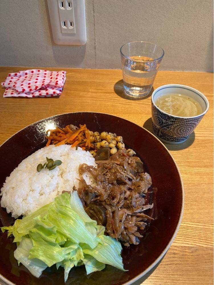 カフェ食堂 ペンネン・ネネム