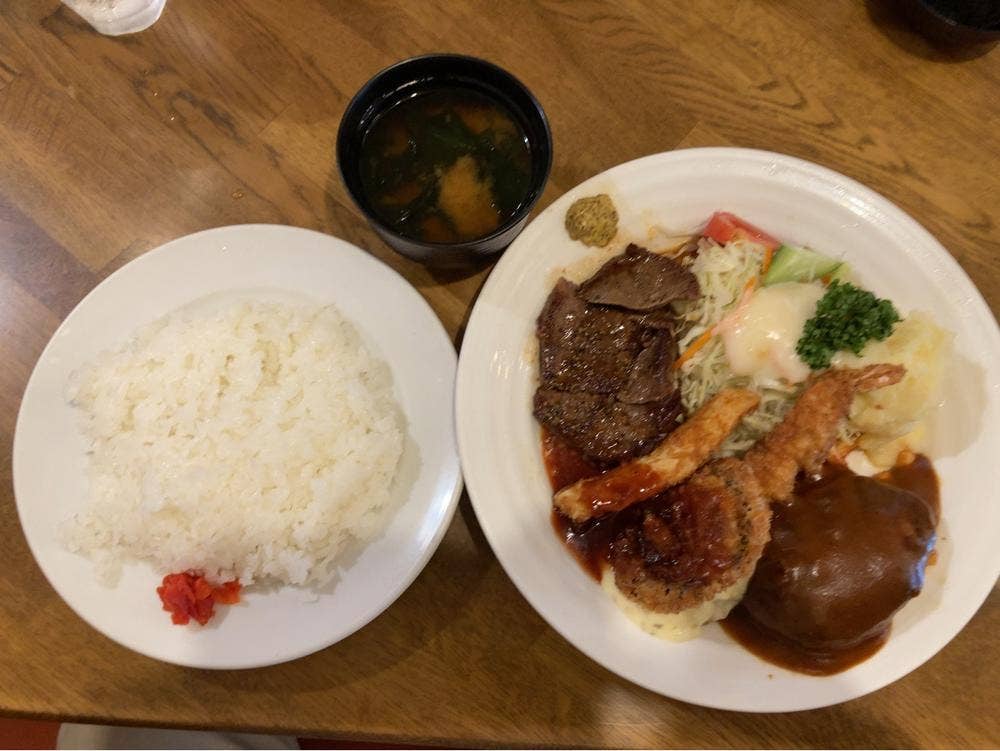 はなや食堂