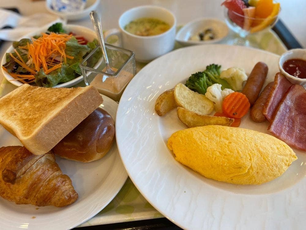 アゼリア レストラン アゼリア 都ホテル