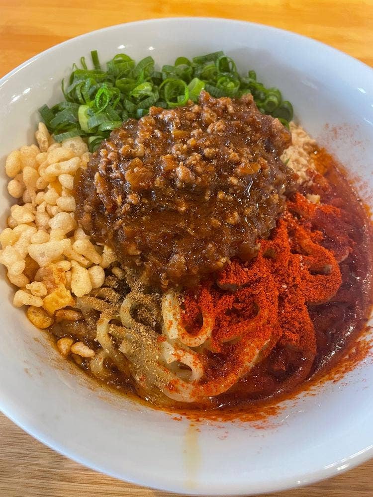 汁なし担々麺 ラーテル
