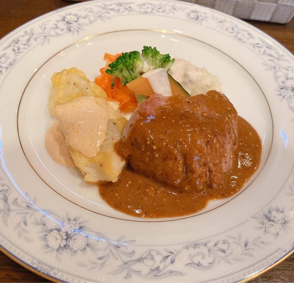アンジュール