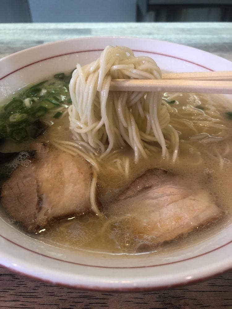博多ラーメン亭