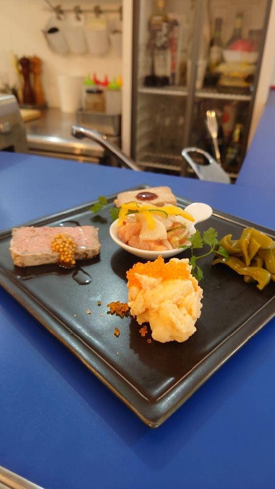 KOZONO FRENCH STAND