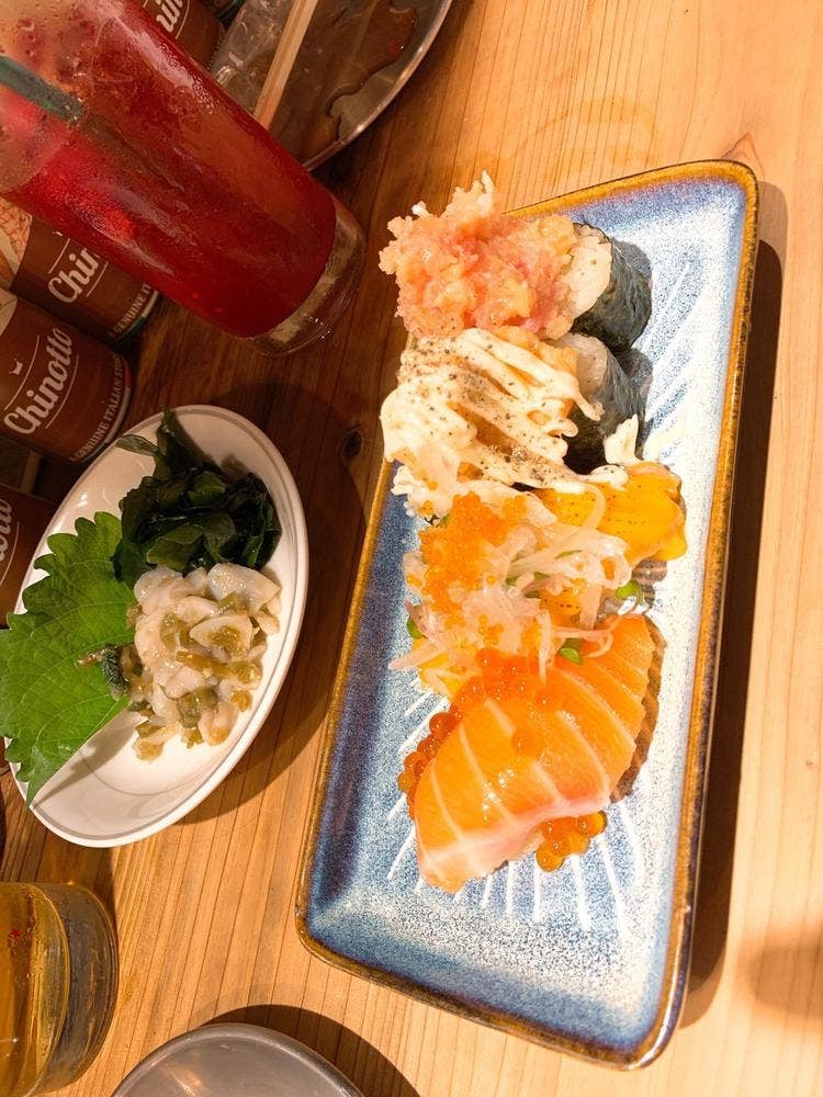 酒場リベリー スシる。