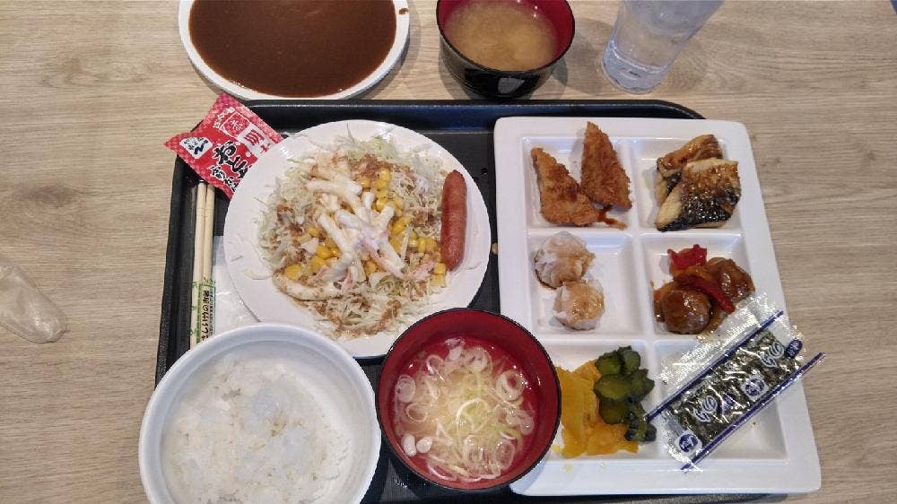 べルーガカフェ 金沢店