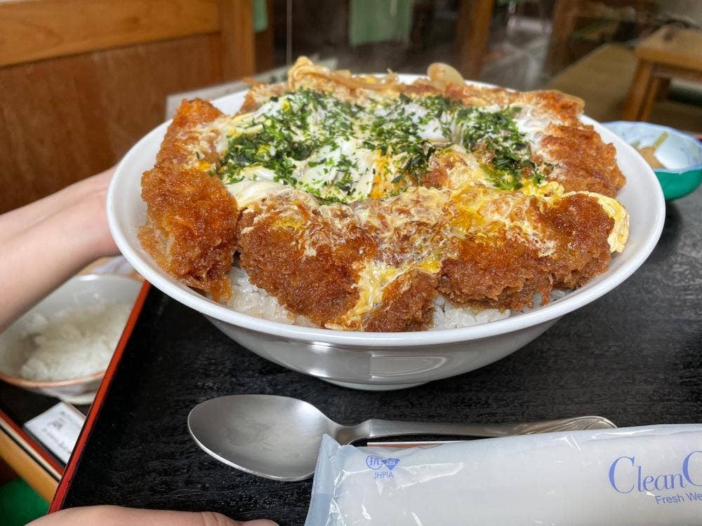 とんかつ山道