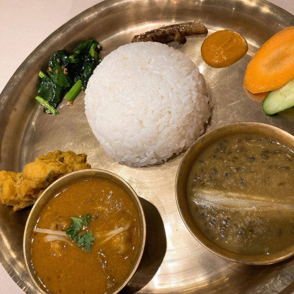 アジアン料理 サイリ
