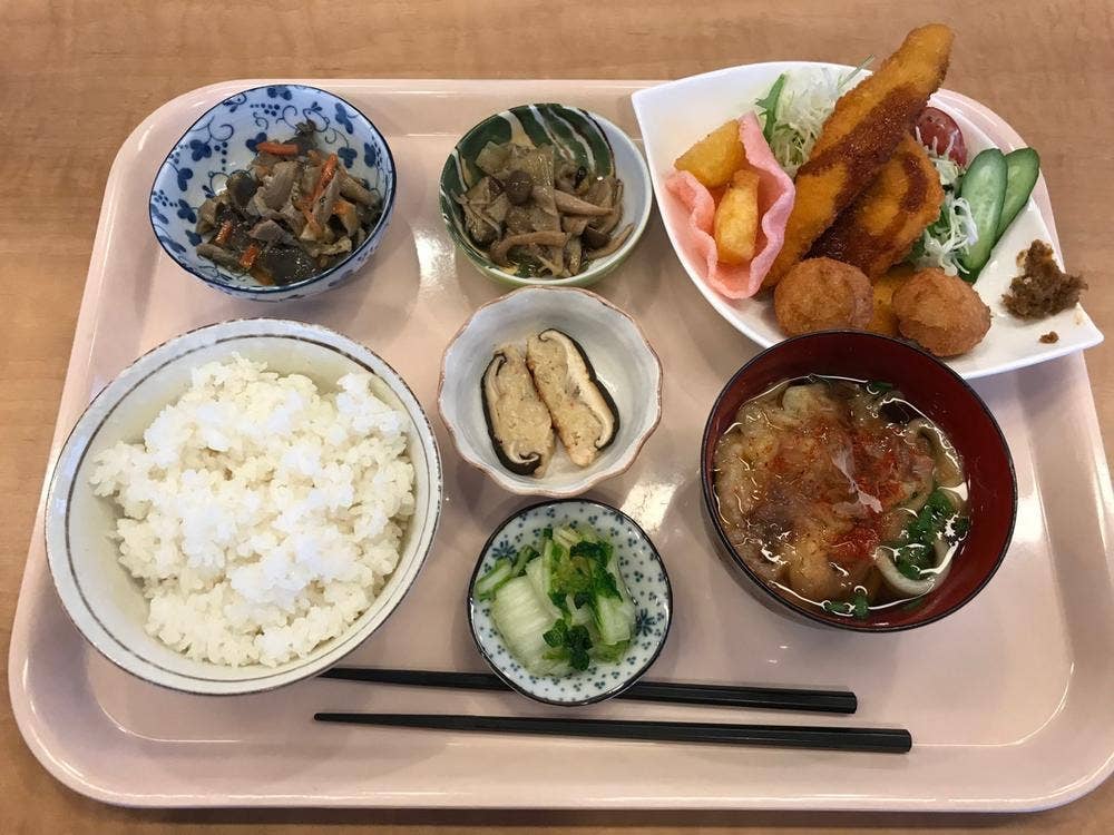 白粉屋