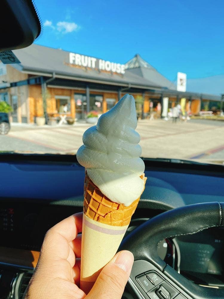 CAFE FRUIT HOUSE