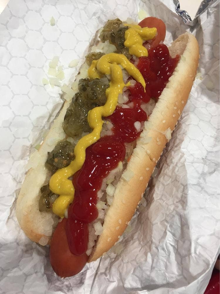 コストコホールセール フードコート 中部空港倉庫店