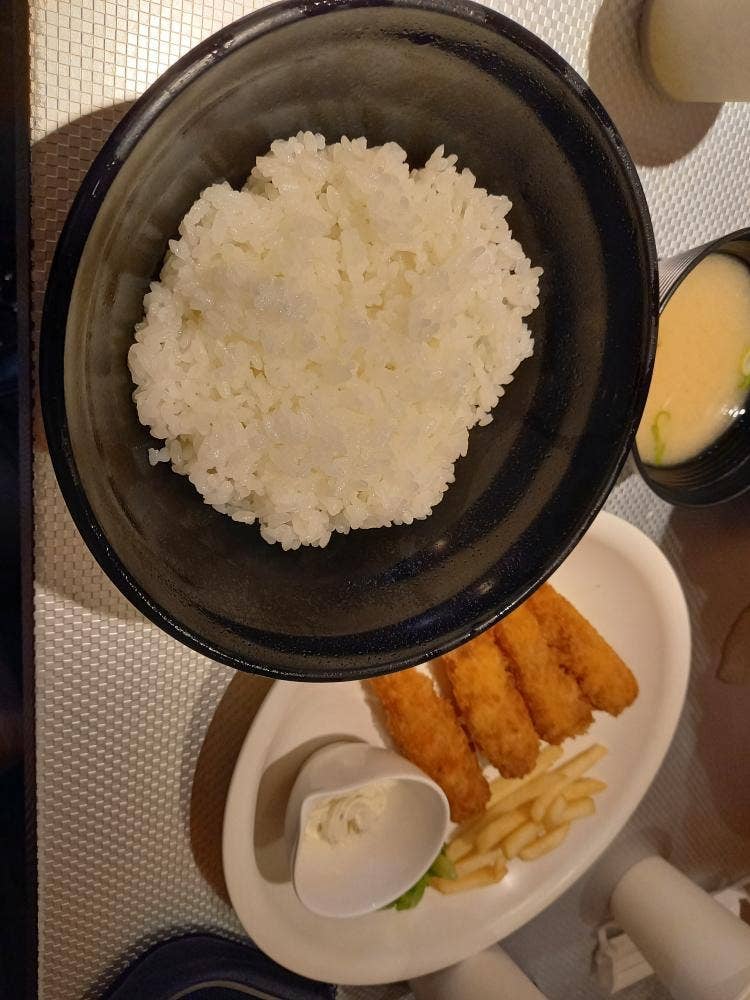 日本海さかな街 飲食店若狭亭