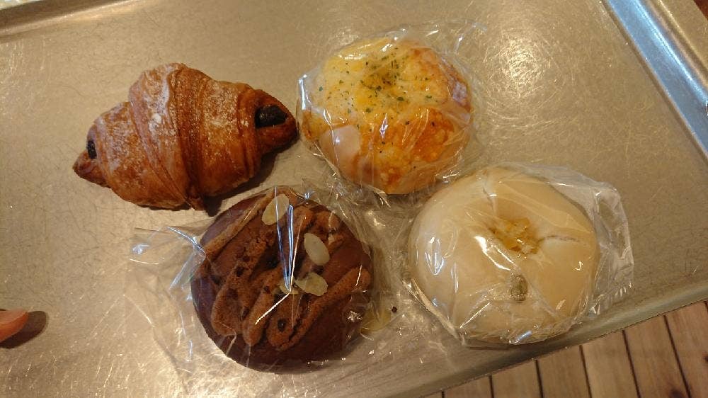 びわじまベーカリー