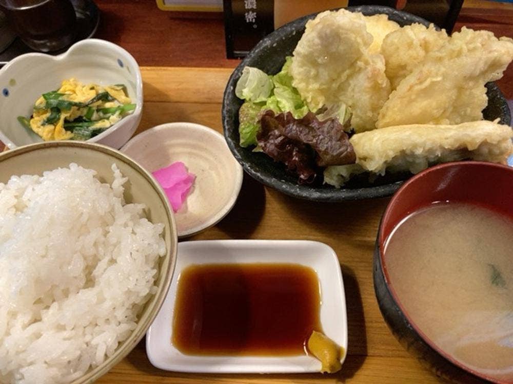炭焼き居酒屋ジョニーウツボキッチン 肥後橋店