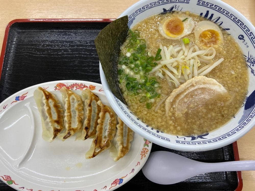 にんたまラーメン 花巻店