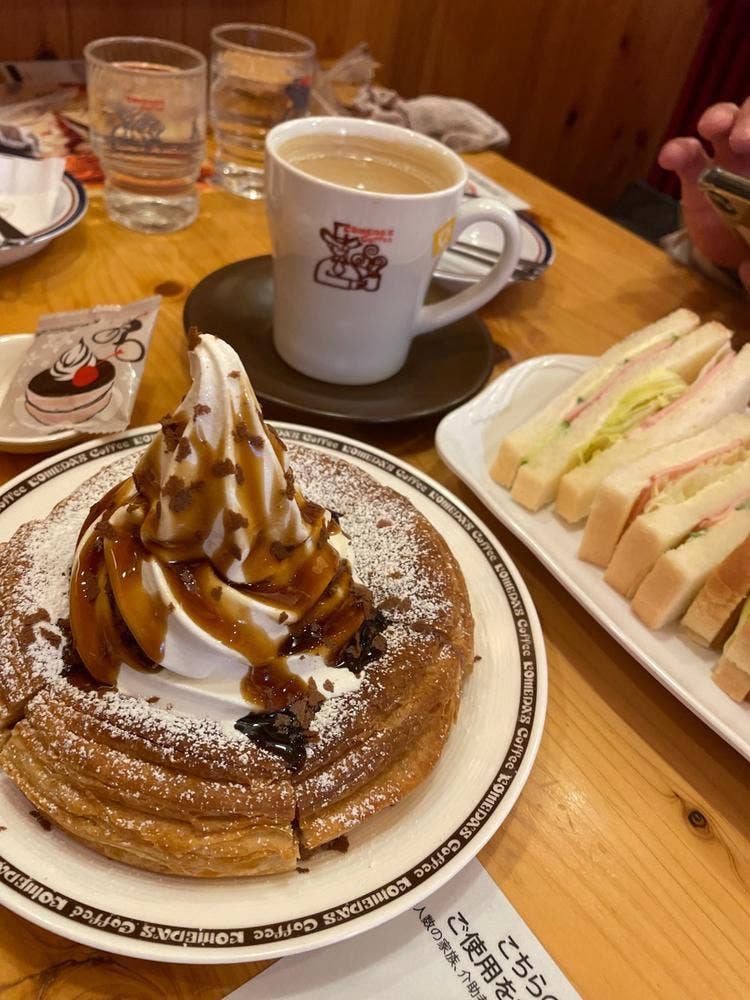 コメダ珈琲店 松原三宅店