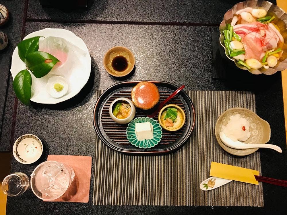 九兵衛旅館 お食事処