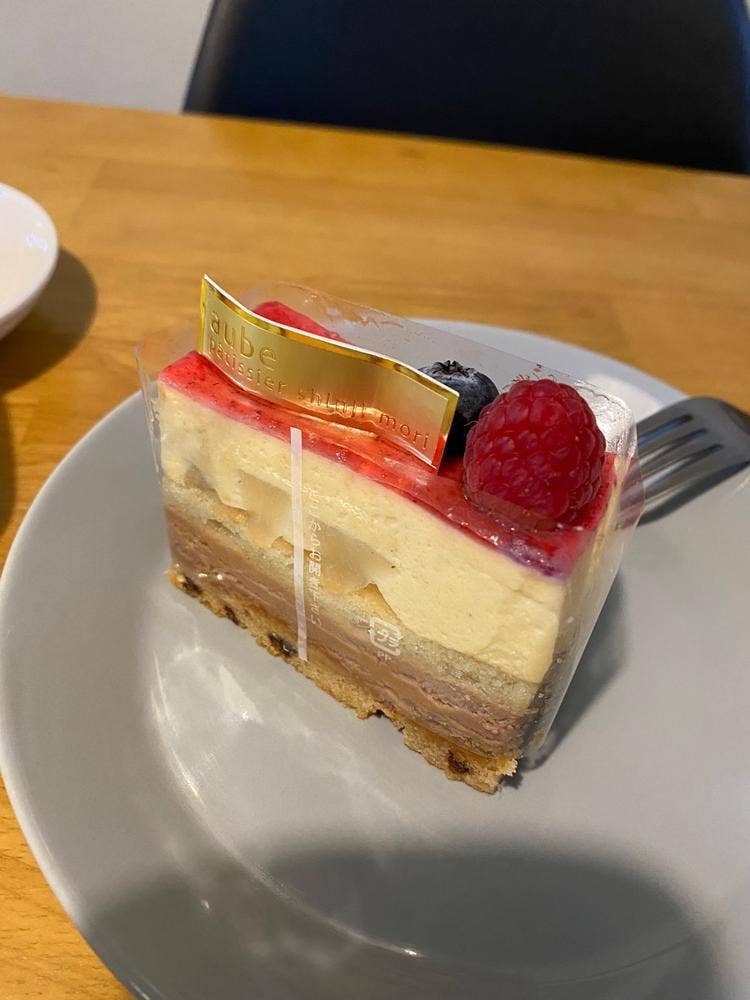 オーヴ パティシエ シンジ モリ