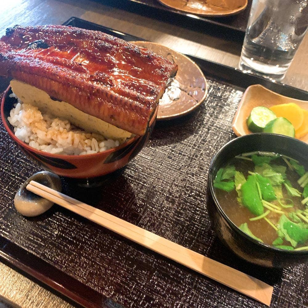 焼き鳥 とも成