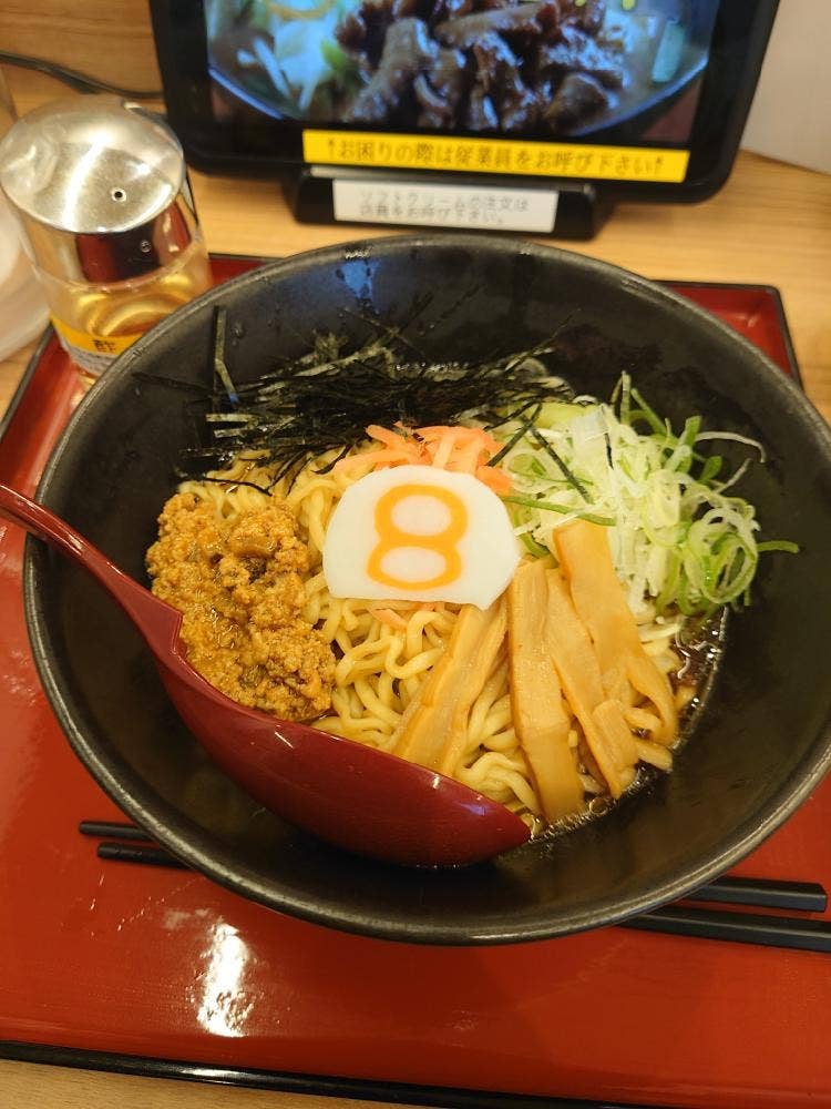 8番らーめん 若杉店