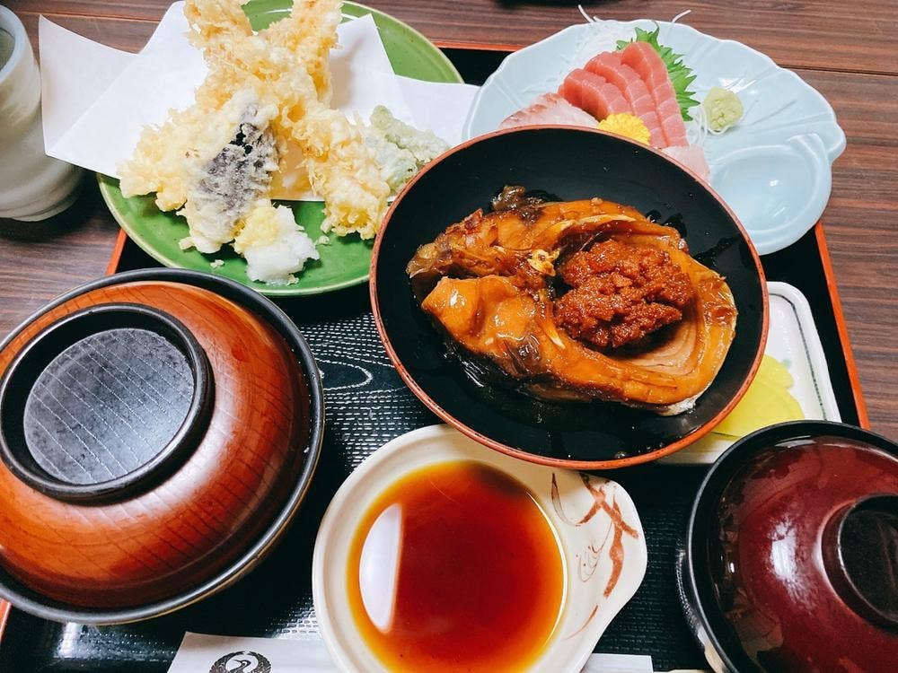 魚文 ドライブイン