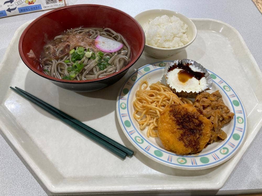 福井春山合同庁舎レストラン