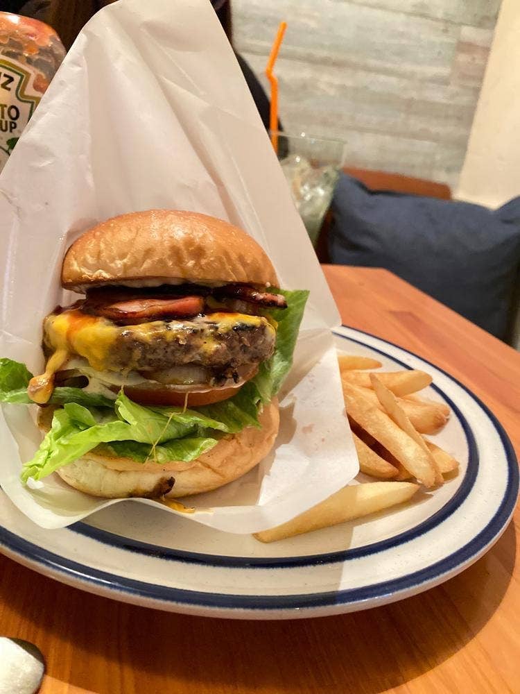 Arrowz Diner