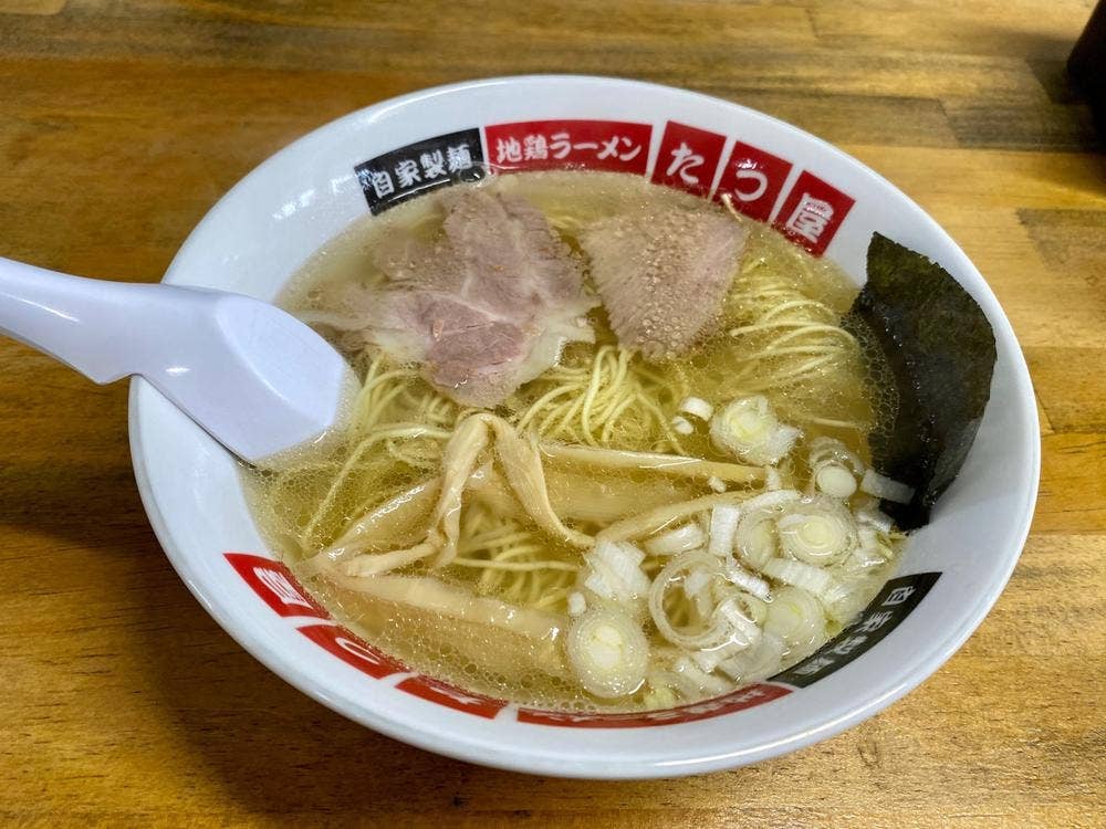 地鶏ラーメン たつ屋