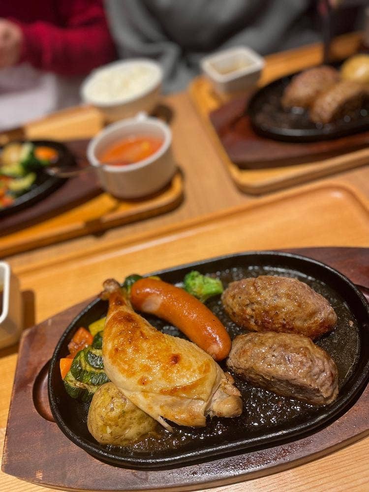 いしがまやハンバーグ セブンパーク天美店