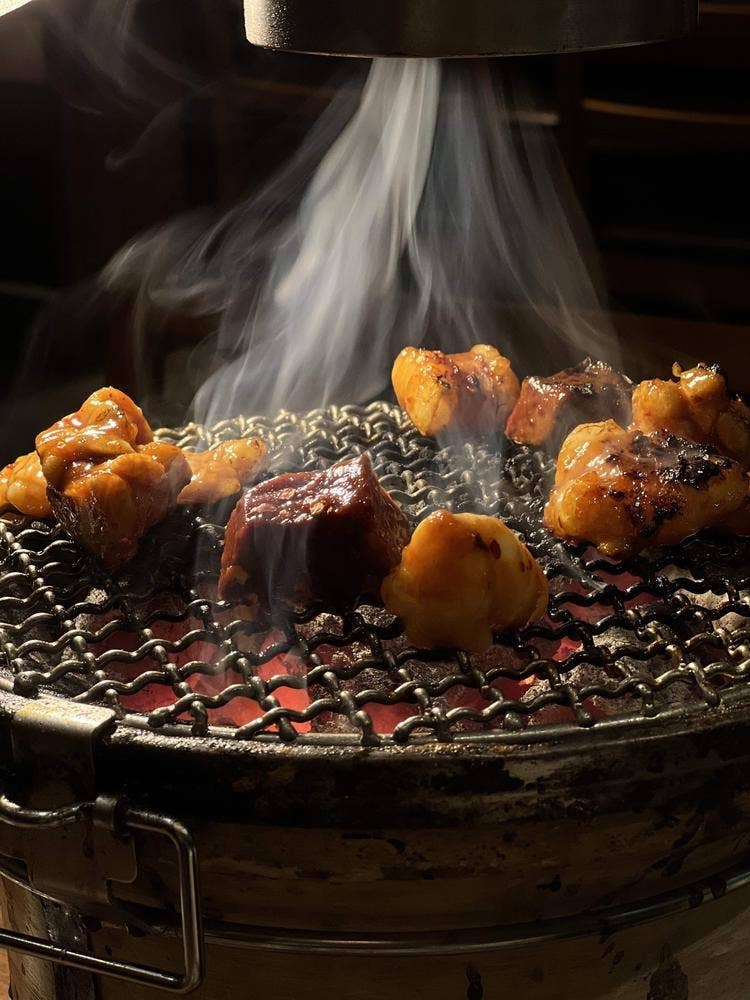 焼肉ホルモン 青一