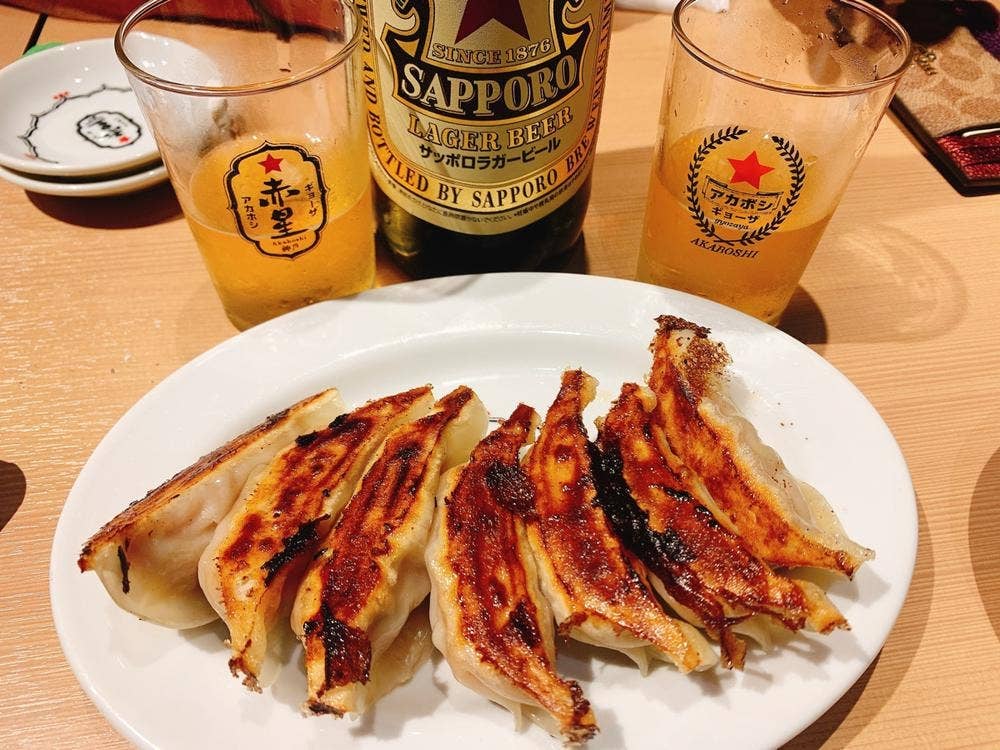 餃子屋 赤星