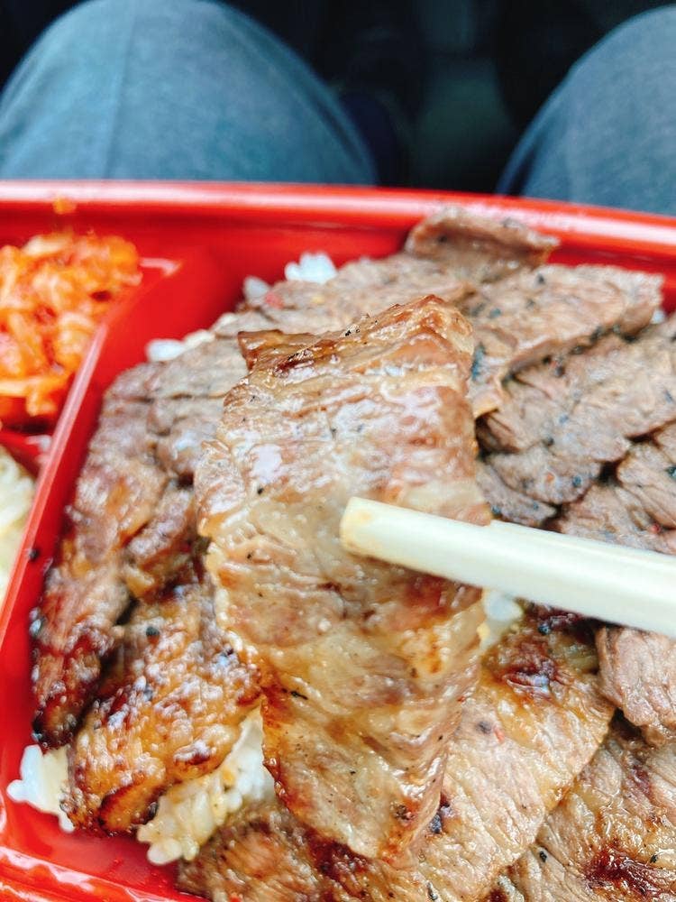 店内仕込み 焼肉弁当専門店 Gyu-29