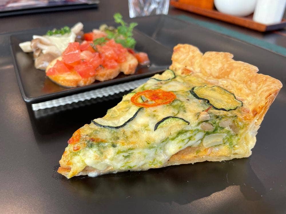 QUICHE DE HAMAMATSU by はじめてのキッシュ