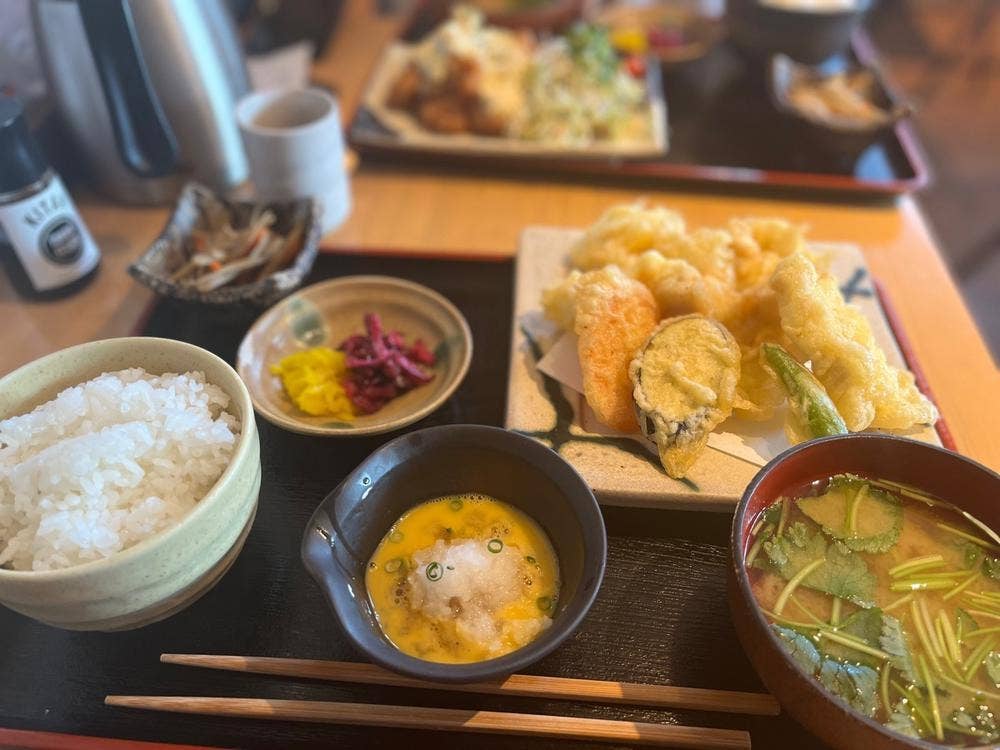季譚