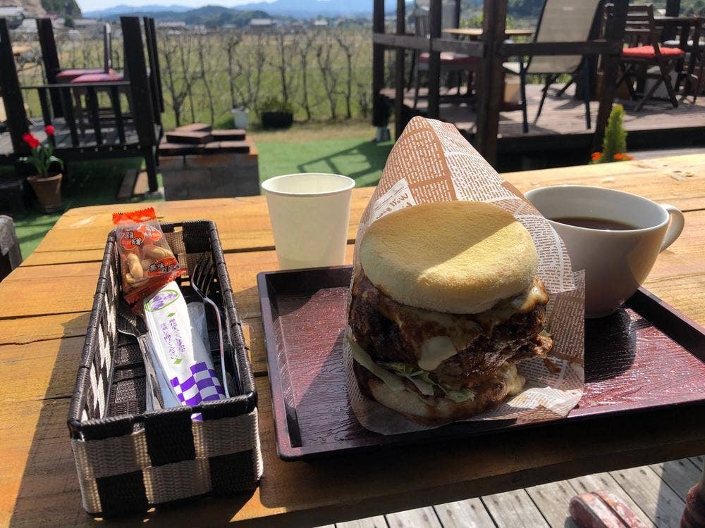 Open cafe popo
