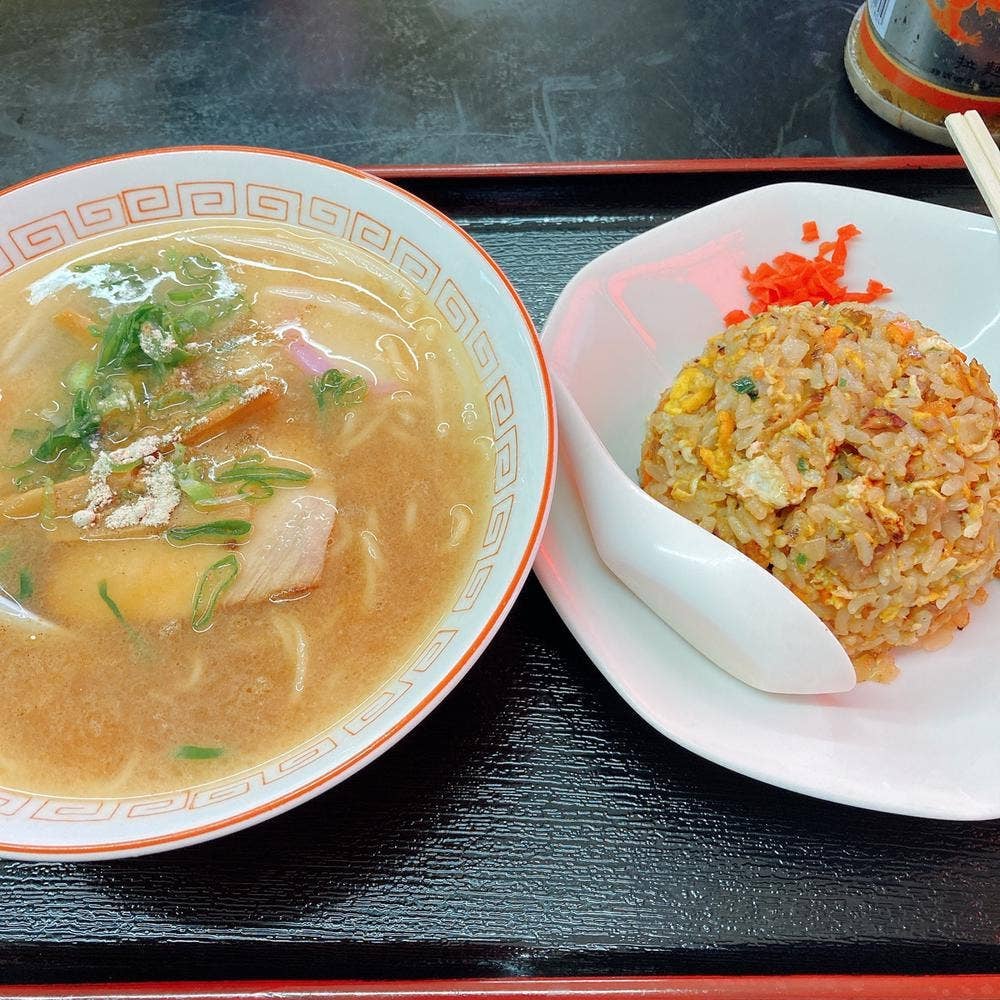 まるとみ食堂