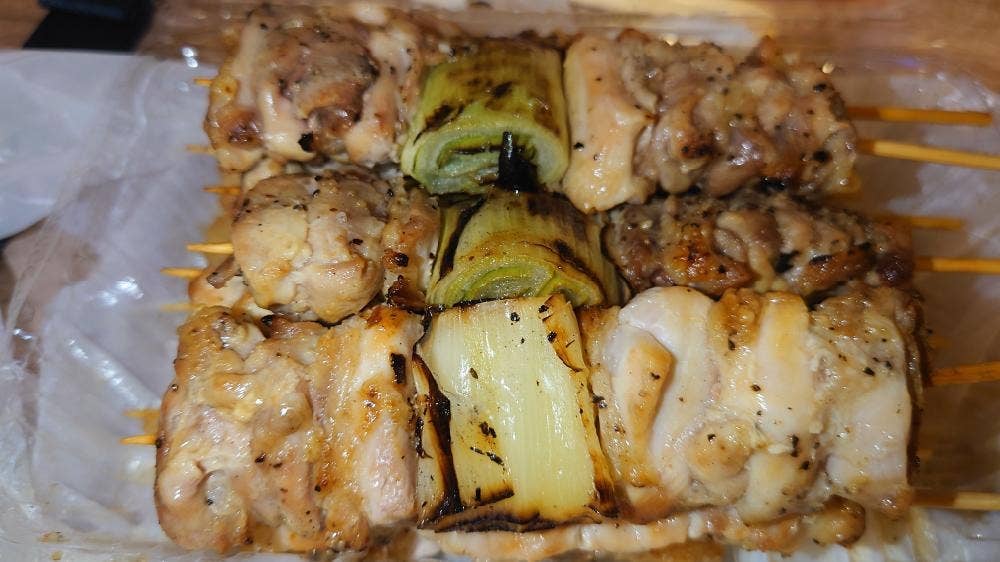 やきとりよしと