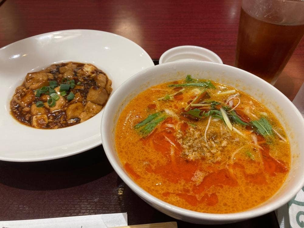 謝朋殿 越谷レイクタウン店