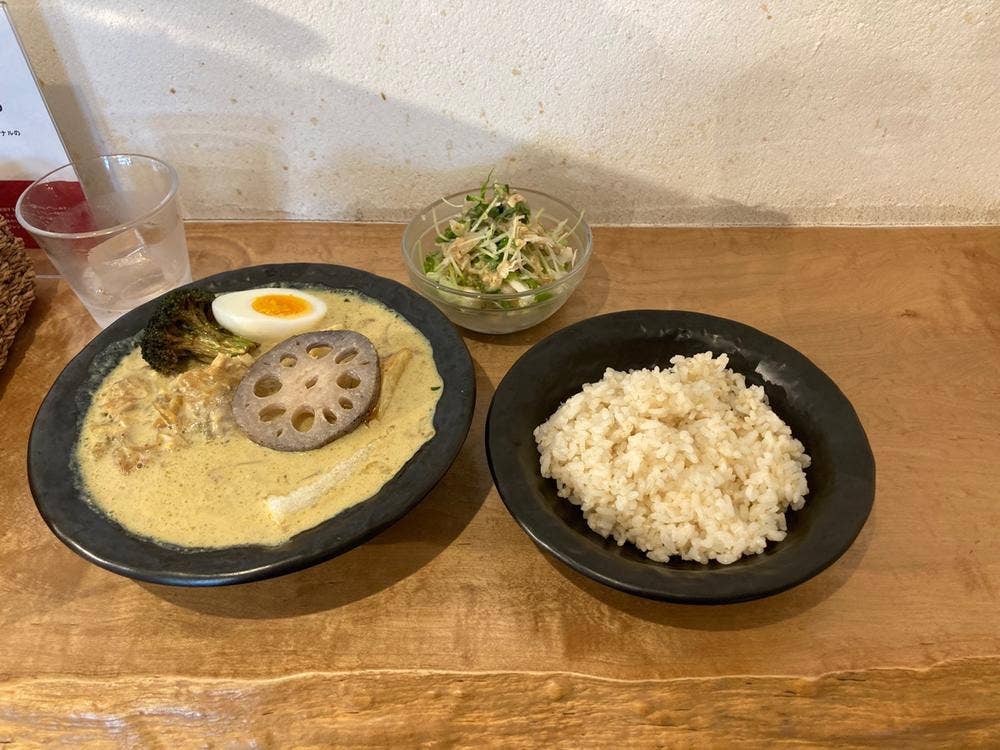 カレー食堂 コロポ