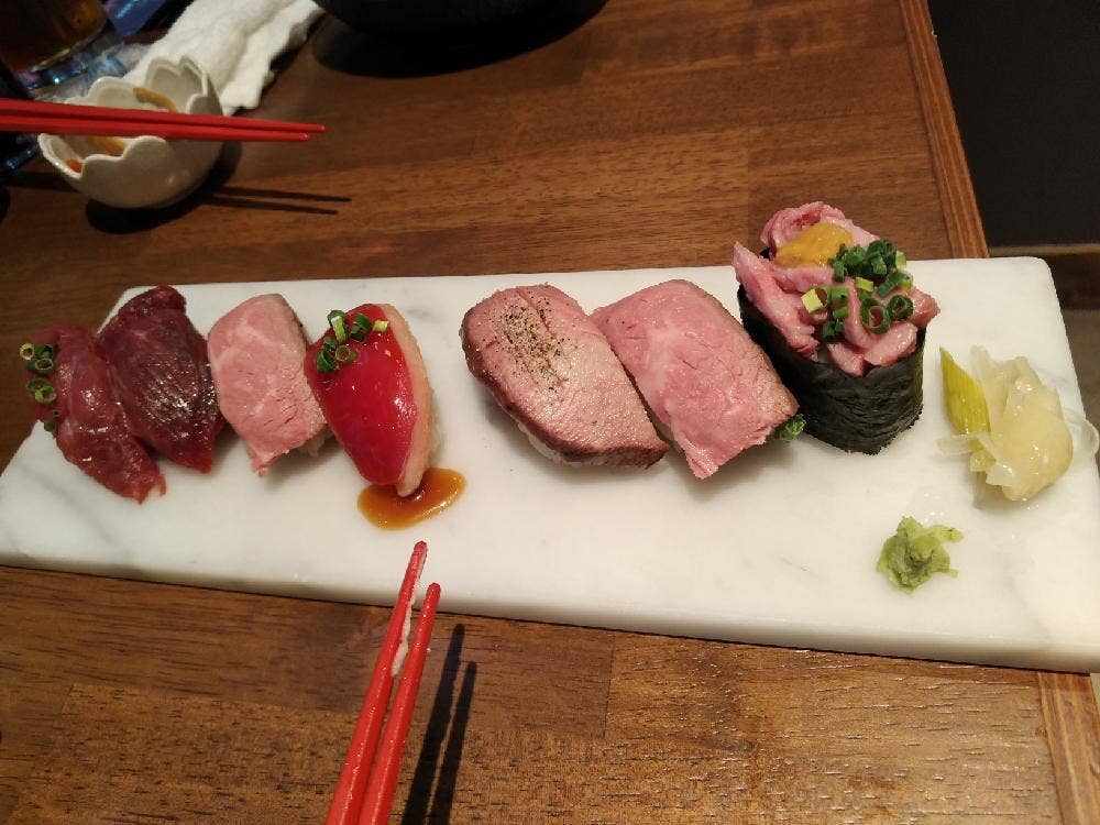 新横浜 肉寿司
