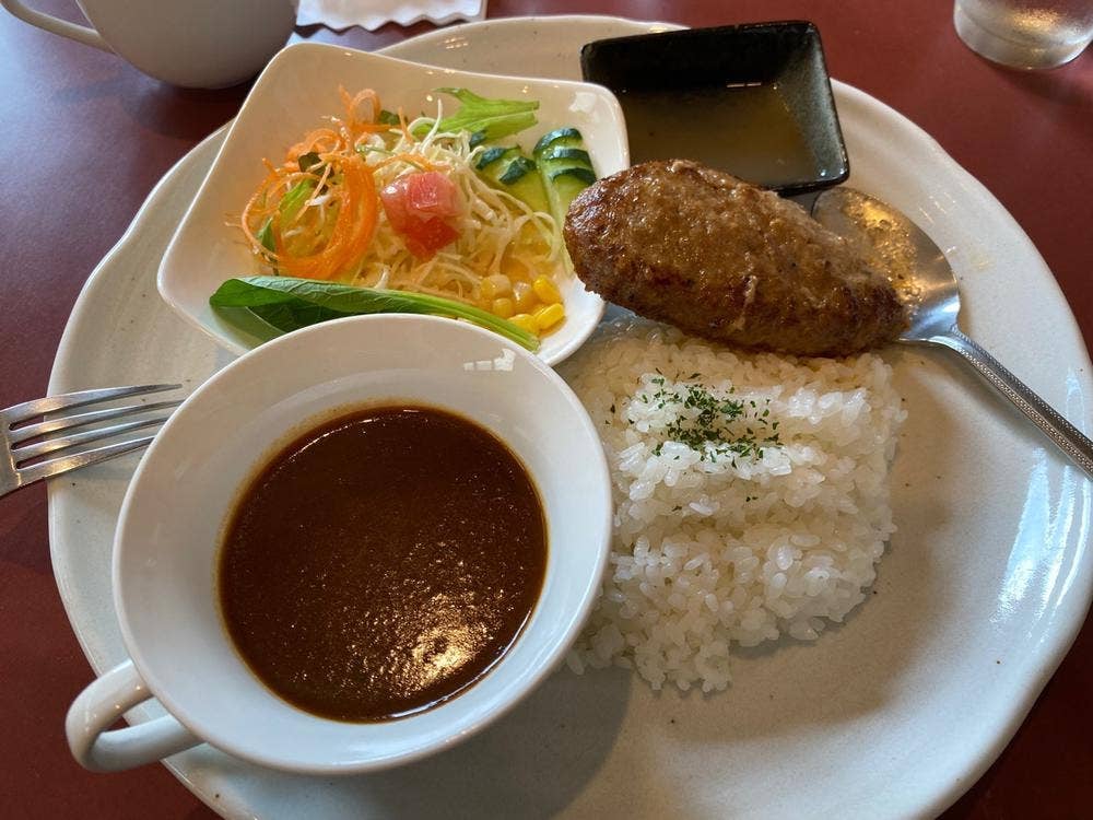 マインズ 日出本店