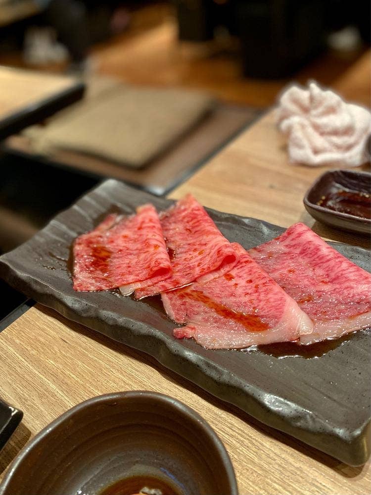 炭焼喰人 本店