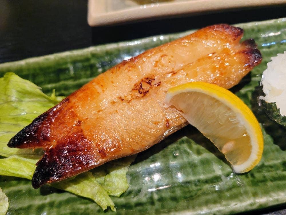 しげ