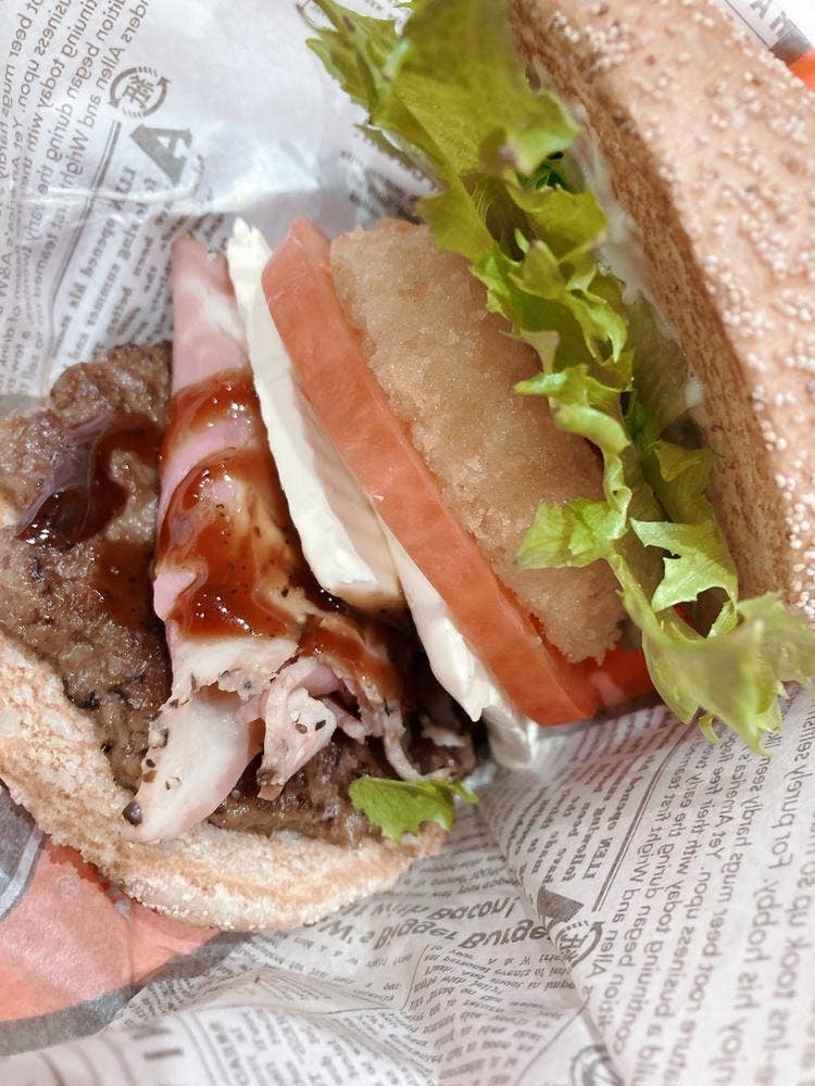 A&W イーアス沖縄豊崎店