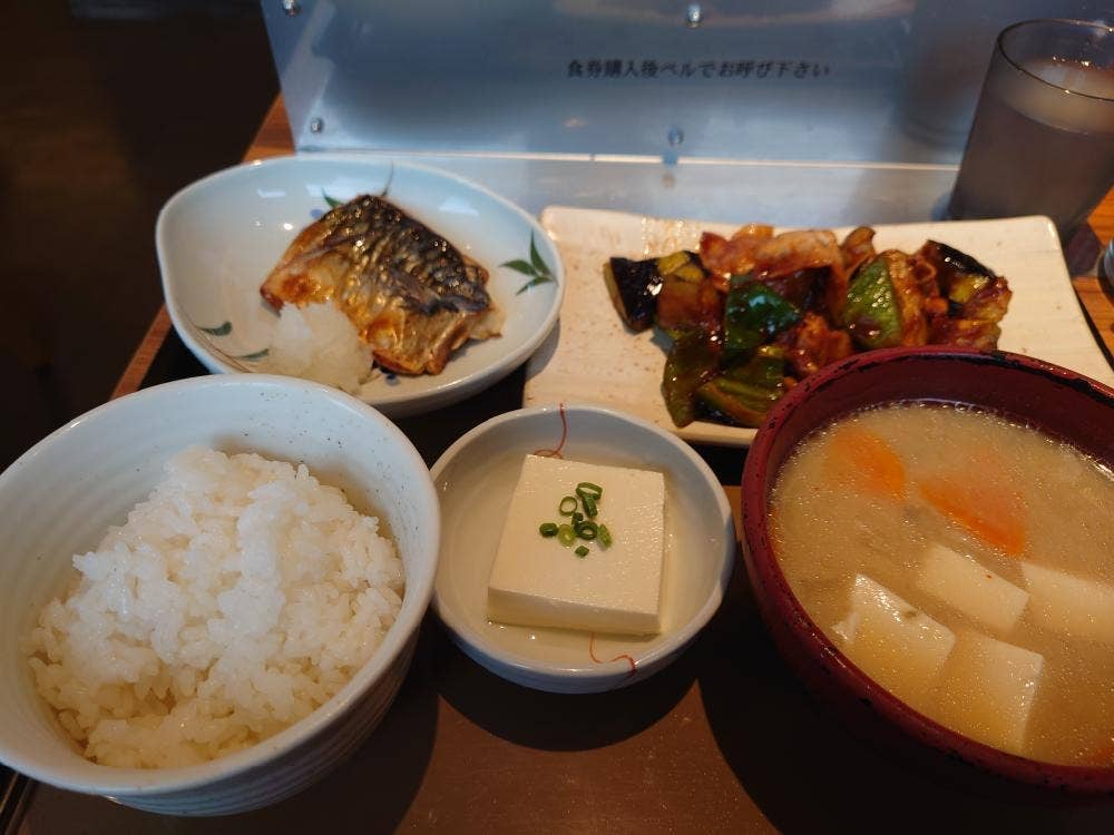 やよい軒 金沢福久店