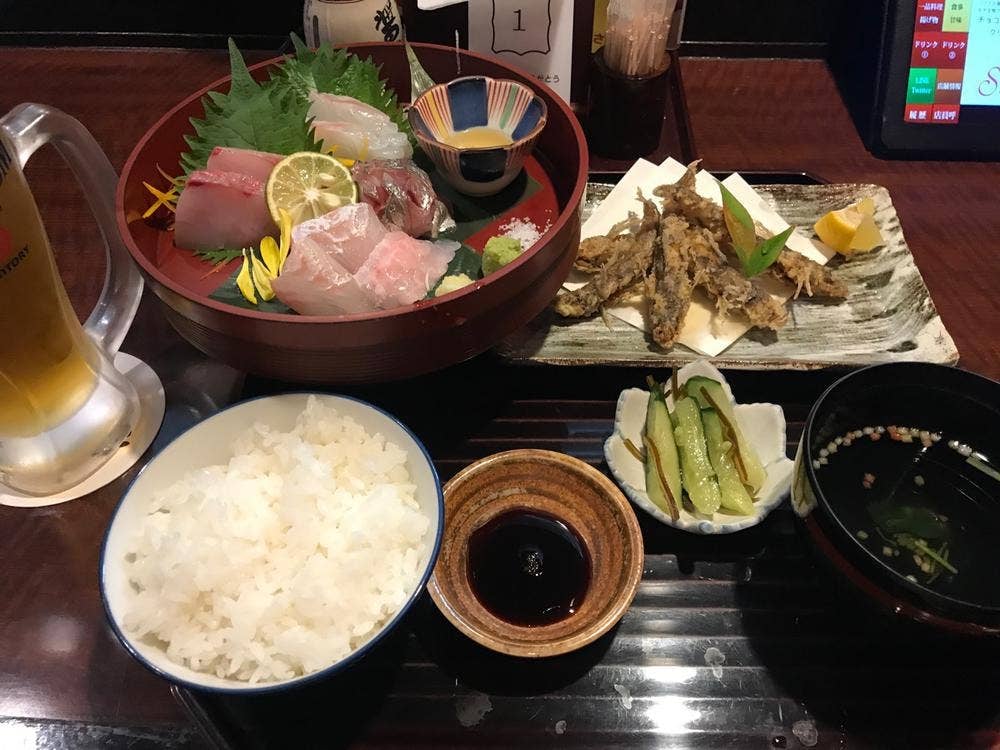 格子屋 勝田駅前店