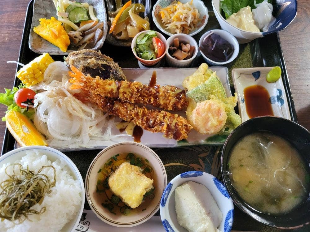 お惣菜処 てつや