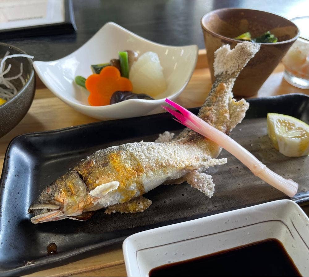 お食事処 ゆうすい