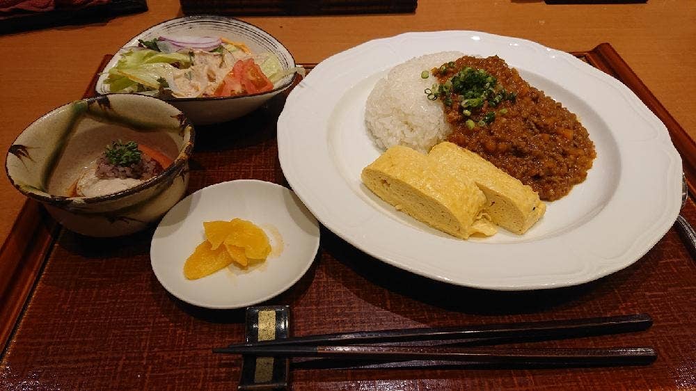 天然地魚と炭火串焼き ろばた 一粋